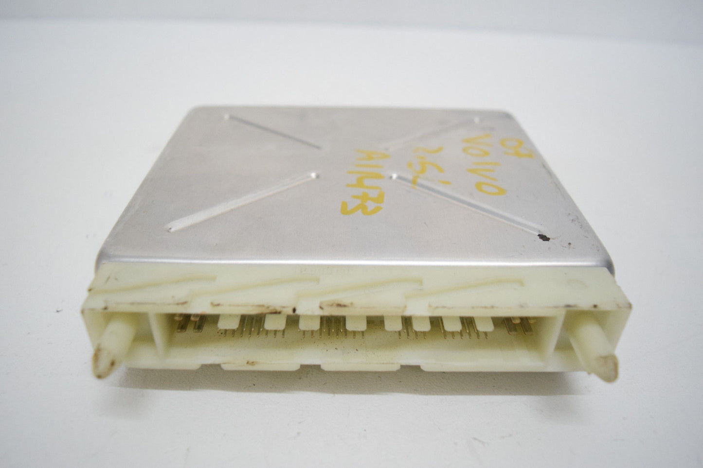 05 06 07 08 09 VOLVO S60 V70 ECU ECM ENGINE COMPUTER OEM P30735493