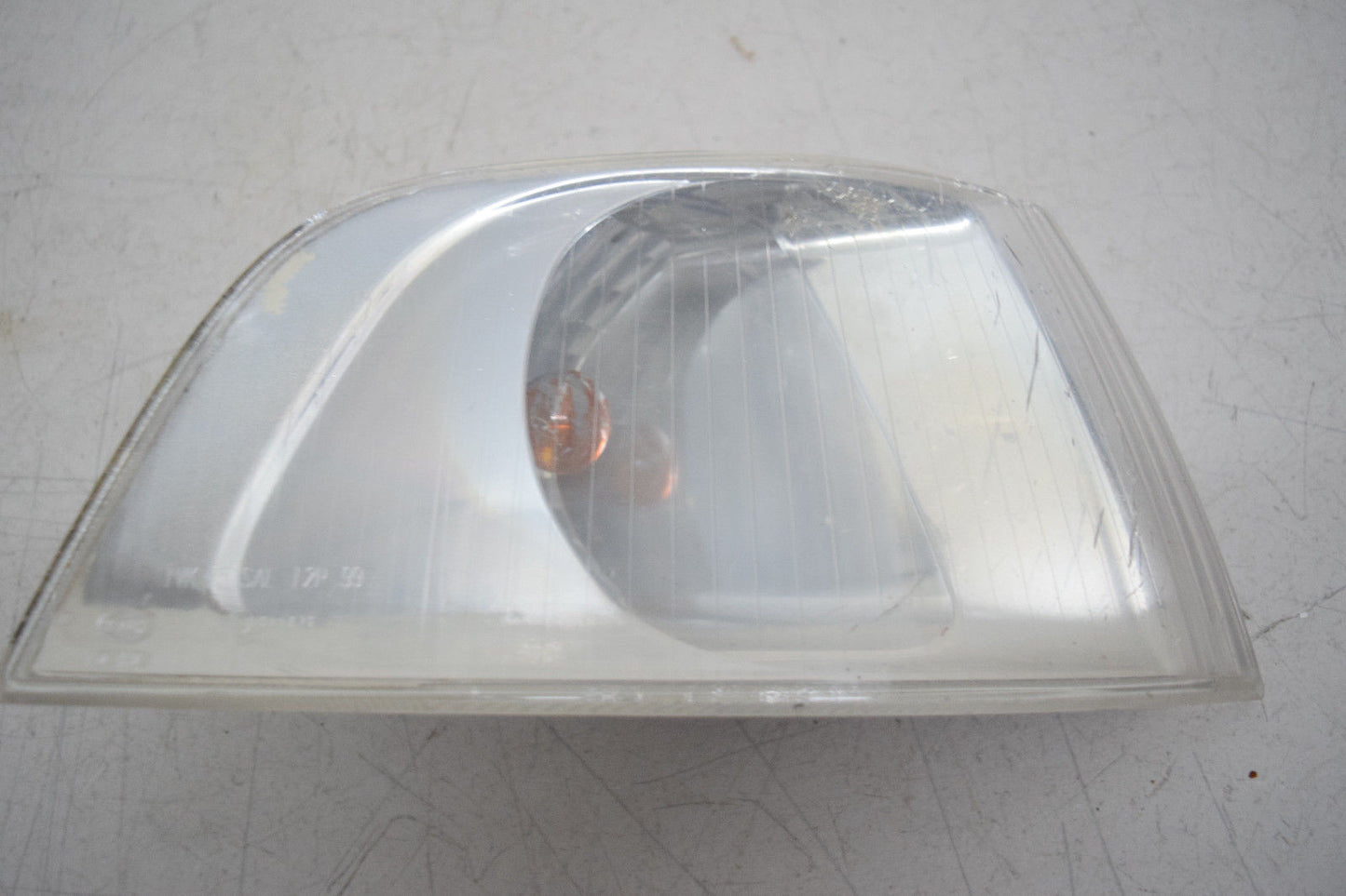 01 02 03 04 VOLVO S40 V40 RIGHT PASSENGER TURN SIGNAL CORNER LAMP
