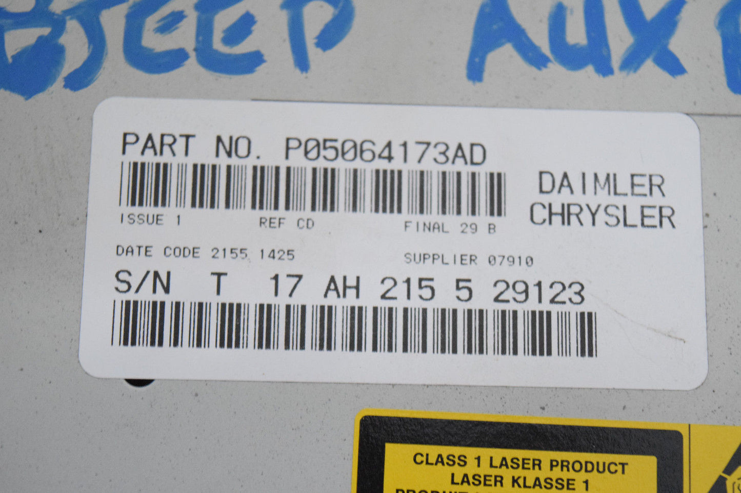 08 09 10 11 JEEP DODGE CHRYSLER RADIO CD PLAYER AUX OEM