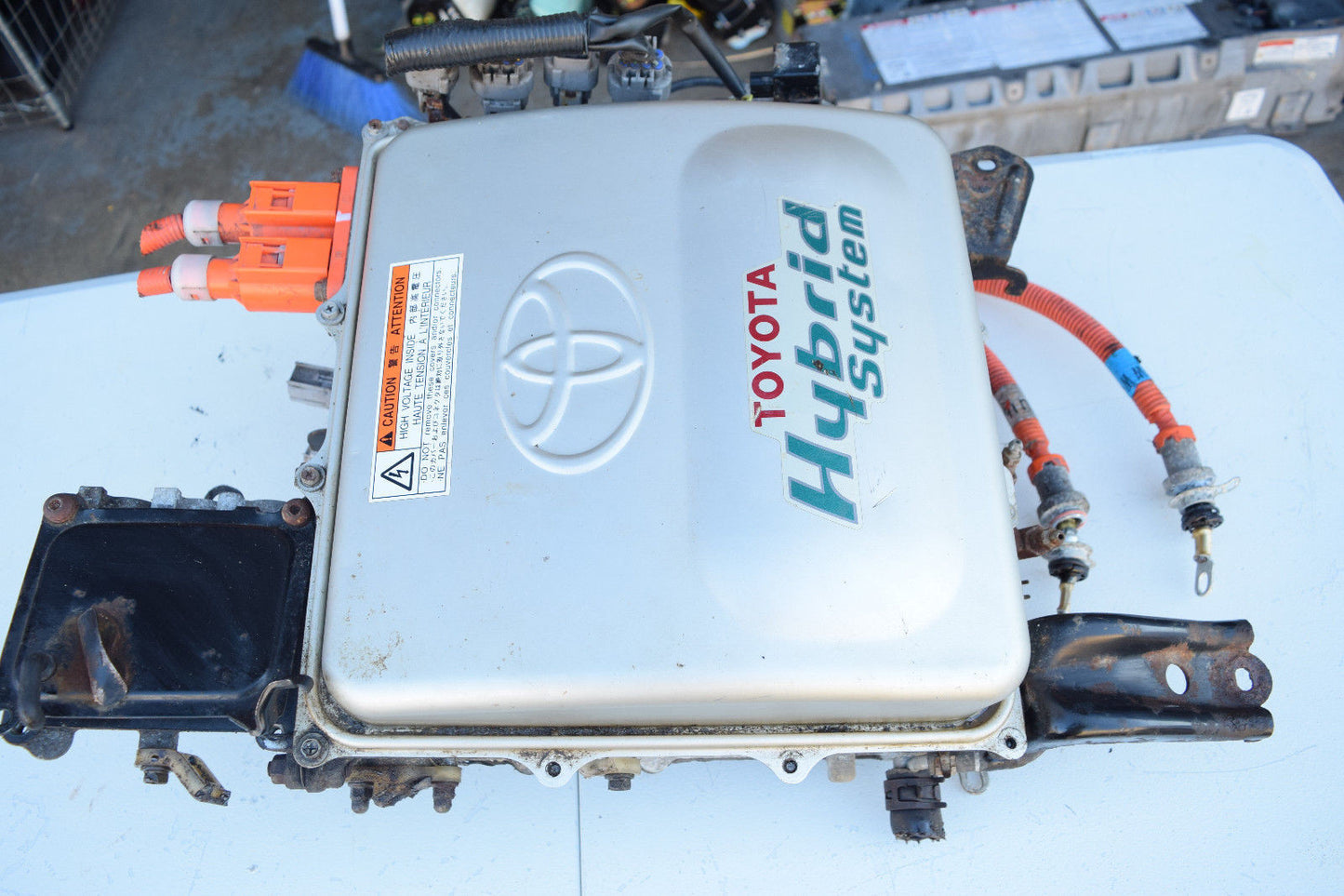 01 02 03 TOYOTA PRIUS BATTERY CHARGER INVERTER CONVERTER OEM