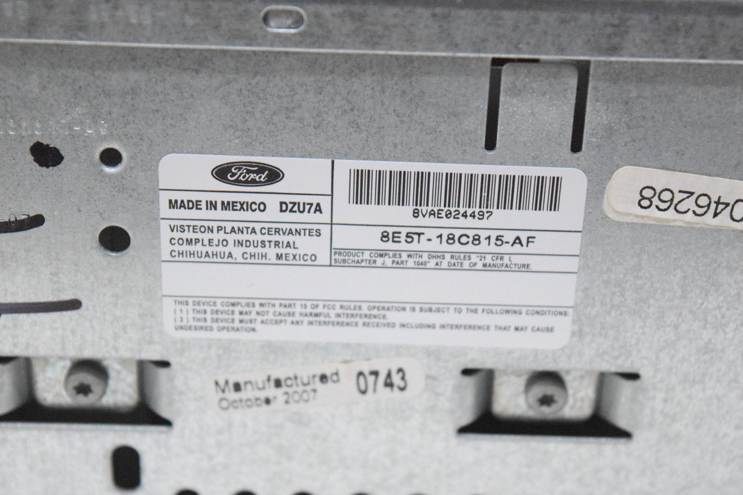 03 04 05 06 07 FORD MUSTANG FUSION 6 DISC CD PLAYER RADIO CHROME