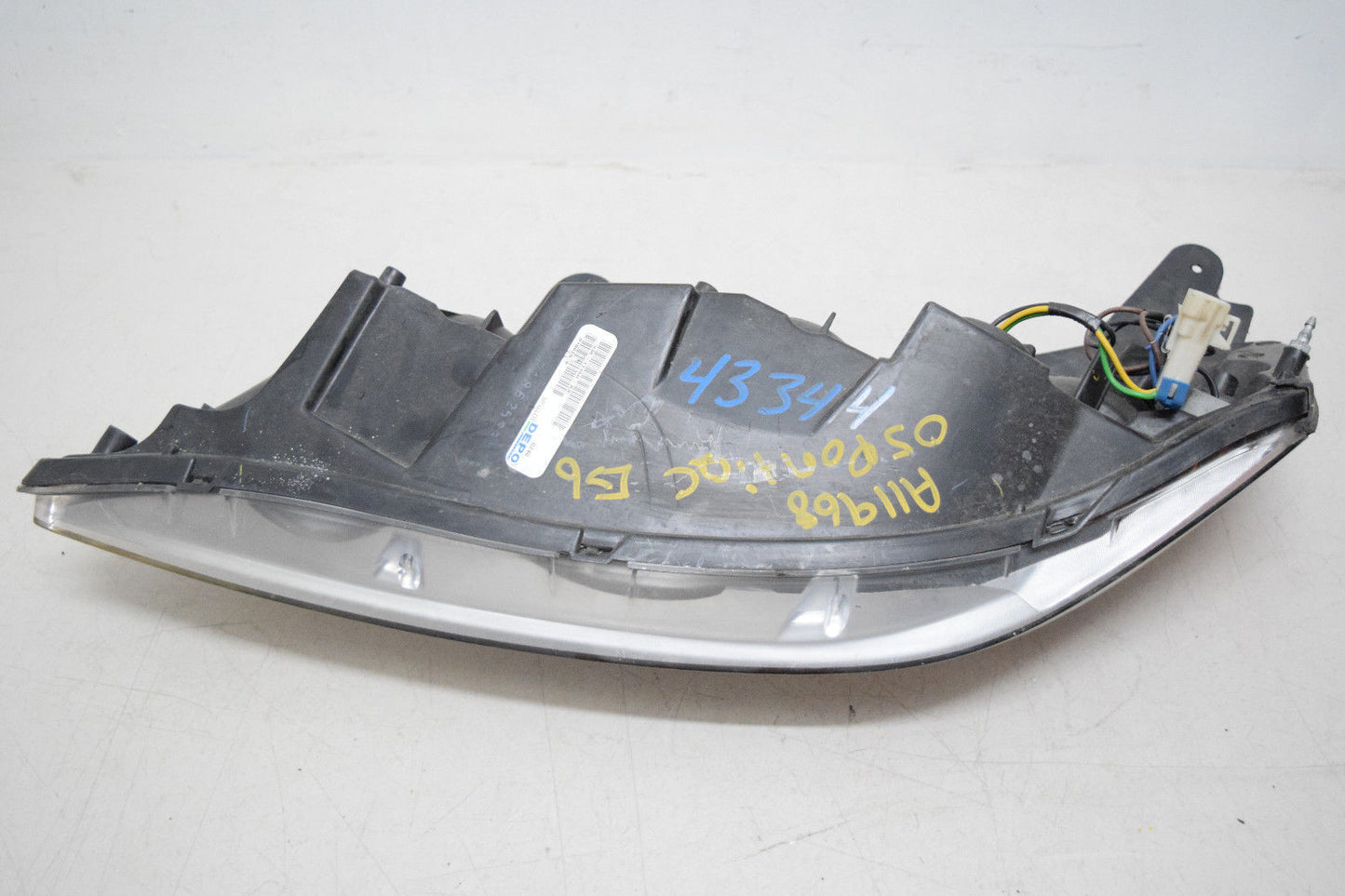 06 07 08 09 PONTIAC G6 RIGHT PASSENGER HEADLIGHT OEM