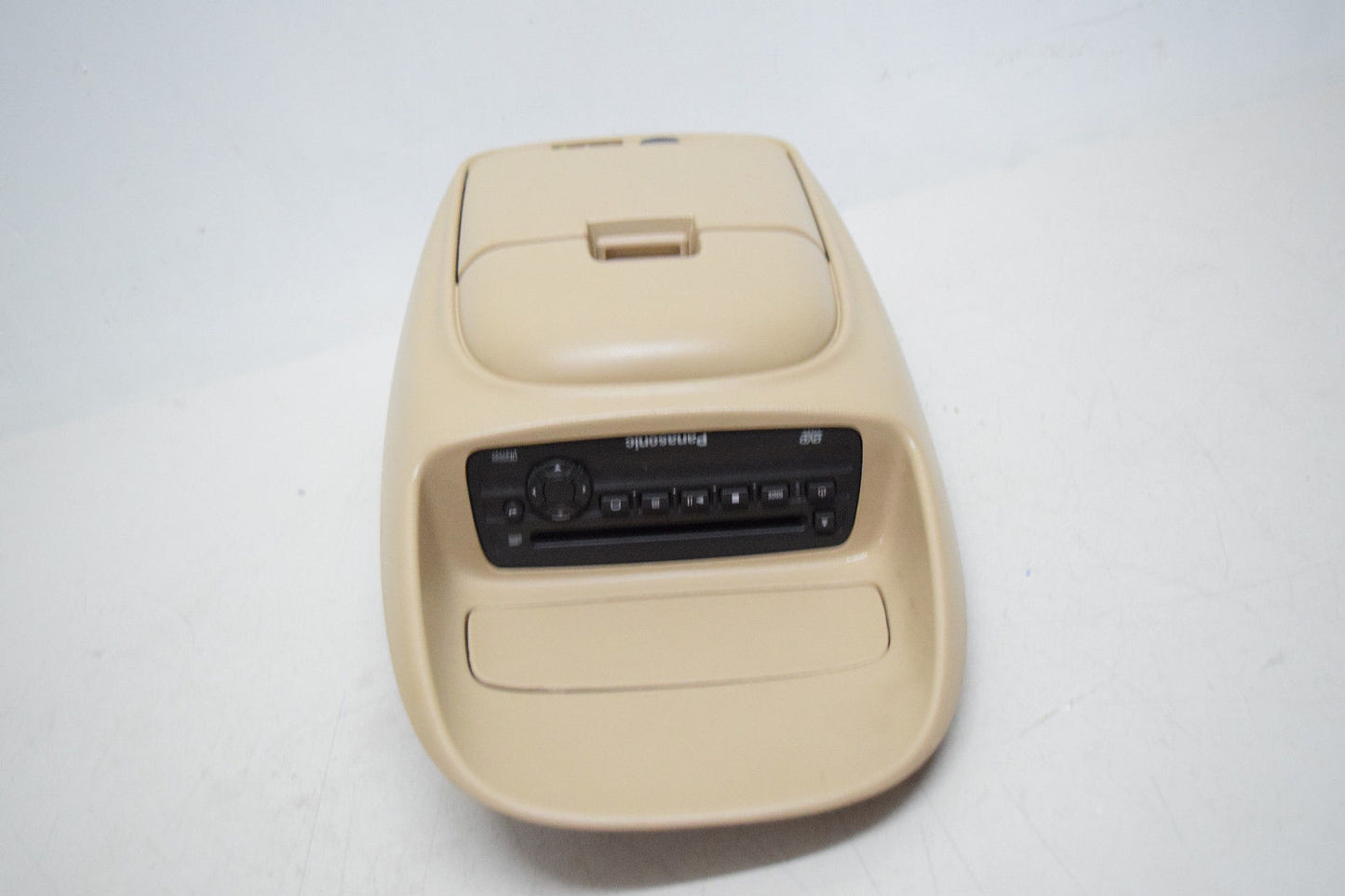 03-06 CHEVY ENVOY TAHOE AVALANCHE YUKON OVERHEAD DVD PLAYER DISPLAY TAN OEM