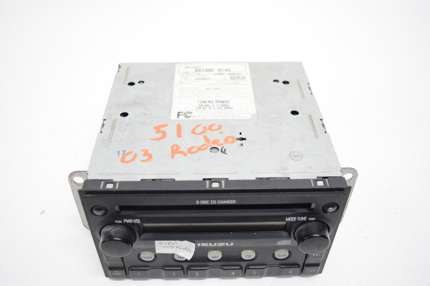 03 04 ISUZU RODEO RADIO CD PLAYER OEM
