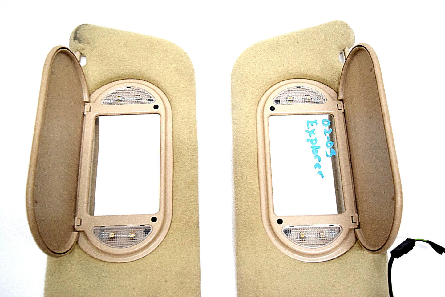 02 03 04 05 FORD EXPLORER MOUNTAINEER SUNVISOR SUNVISORS SET MIRROR LIGHTED