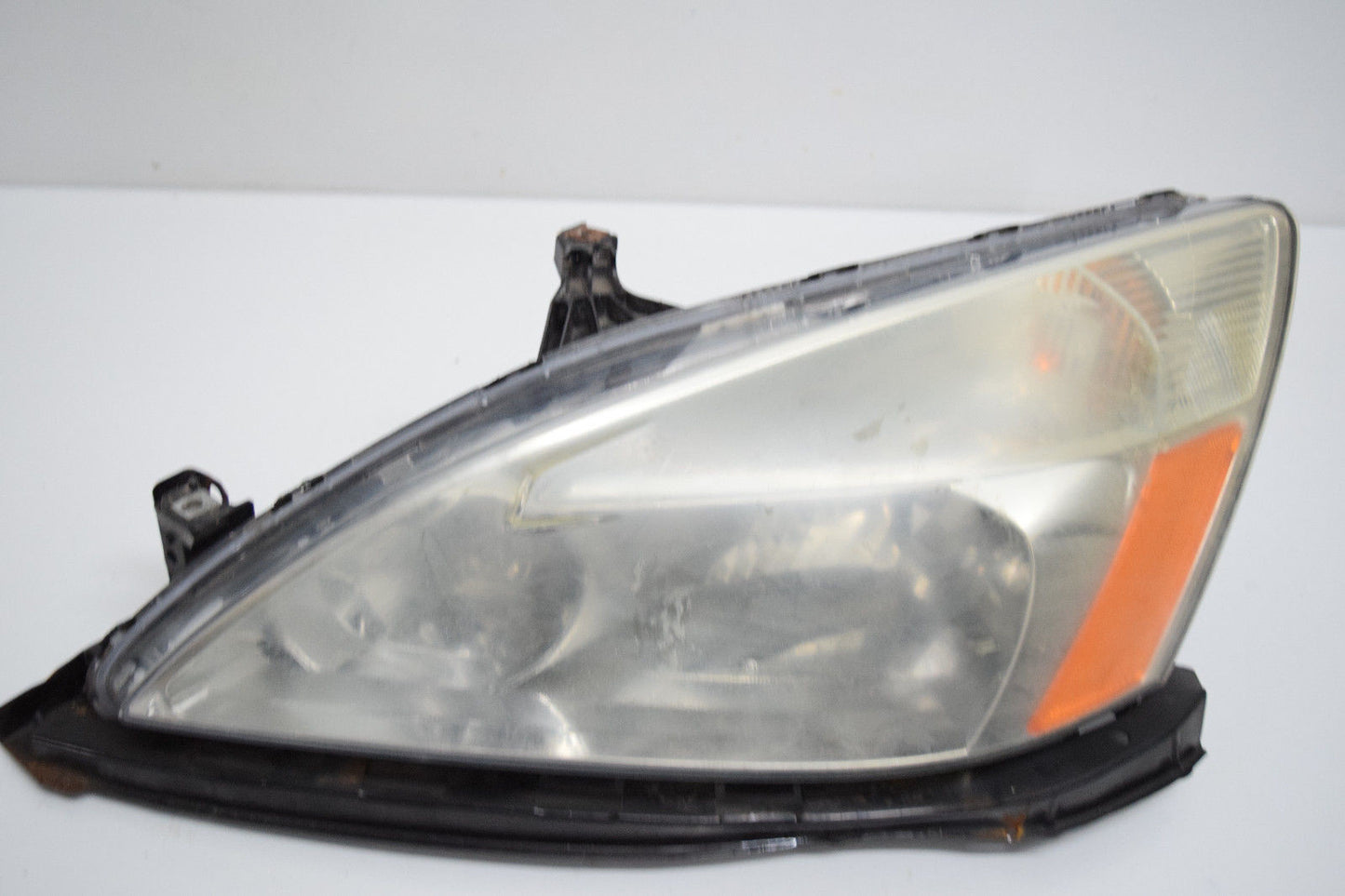 03 04 05 HONDA ACCORD HEADLIGHT HEAD LIGHT LEFT DRIVER OEM