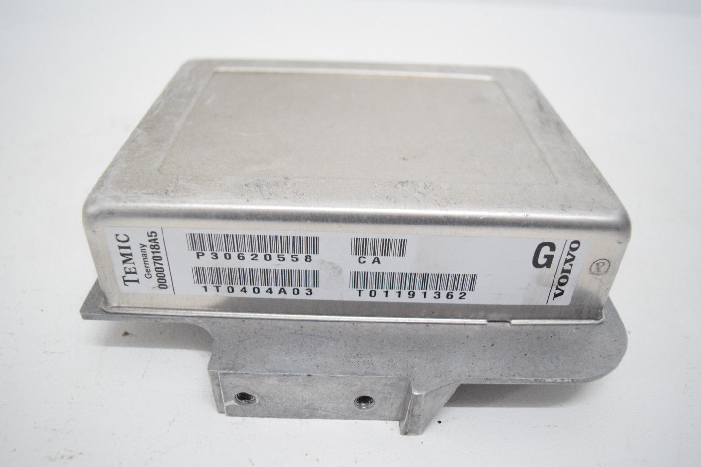 01 02 03 04 VOLVO S40 ECU ECM ENGINE COMPUTER P30620558