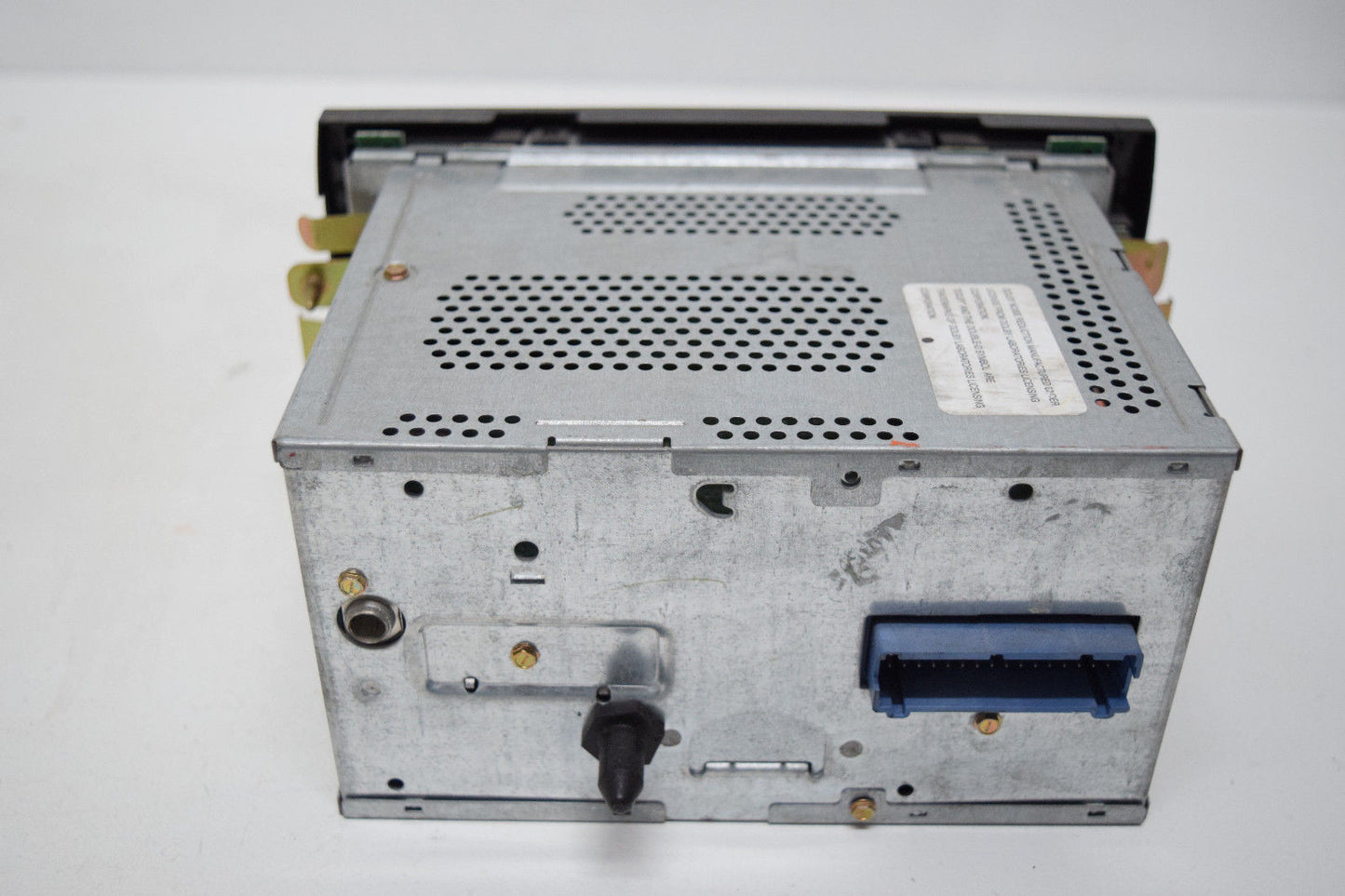 00 01 CADILLAC DEVILLE RADIO CASSETTE PLAYER OEM