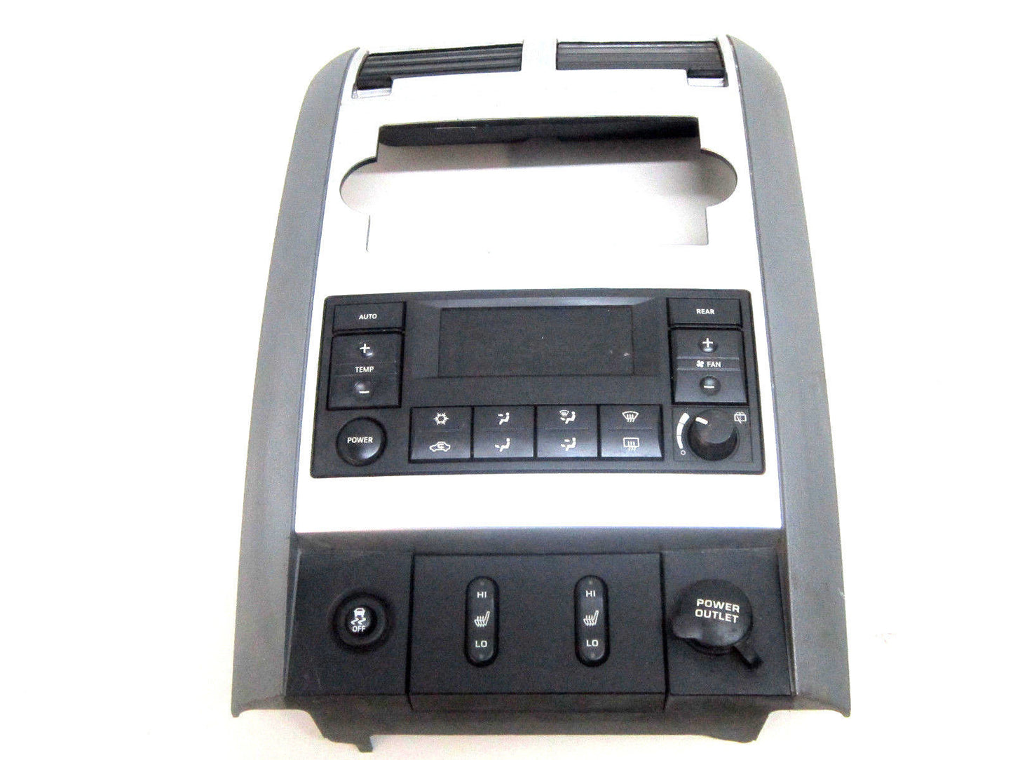 04 05 06 DURANGO DIGITAL CLIMATE CONTROL  DASH RADIO BEZEL