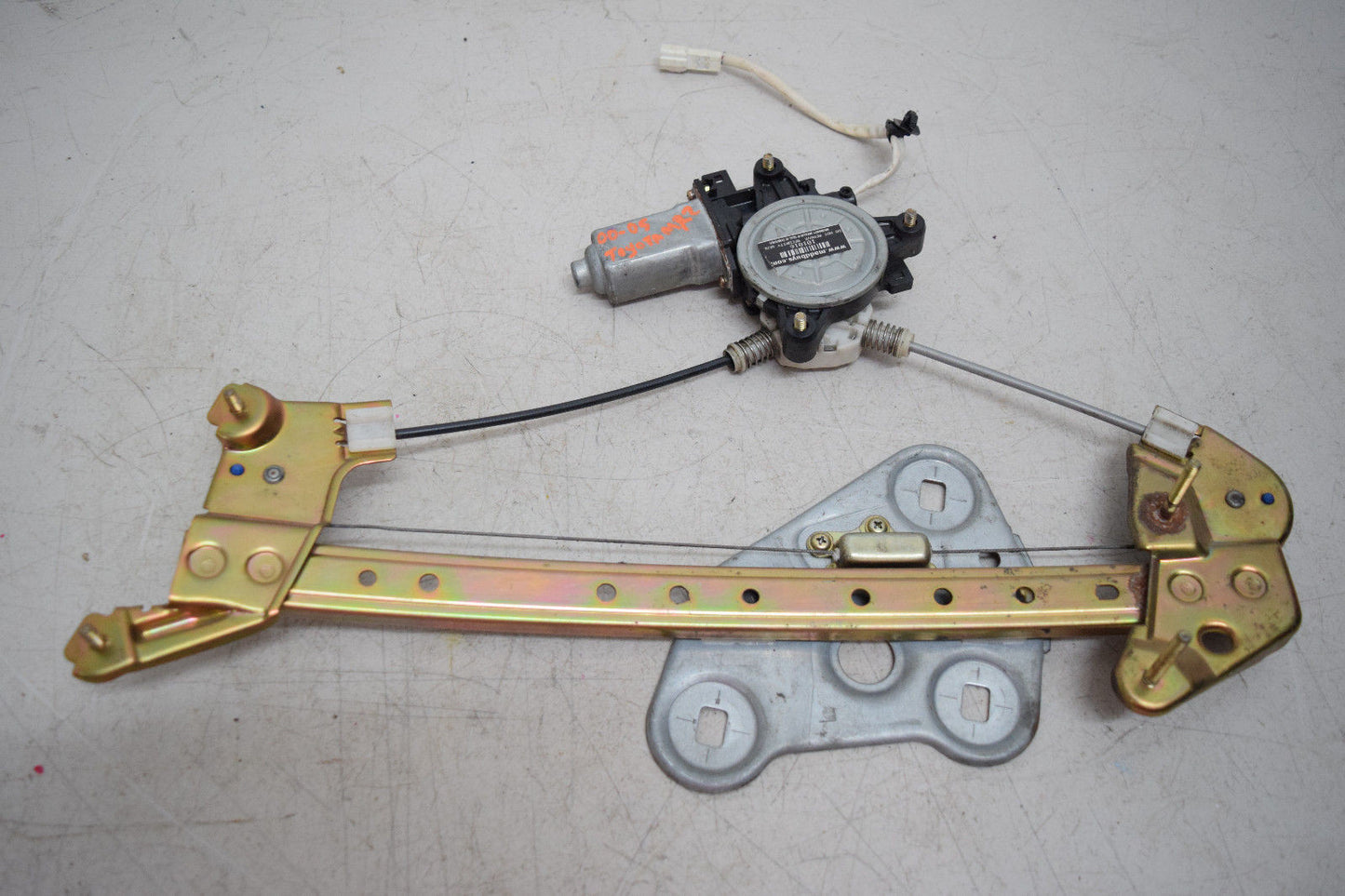 00 01 02 03 04 05 TOYOTA MR2 WINDOW MOTOR REGULATOR LEFT DRIVER OEM