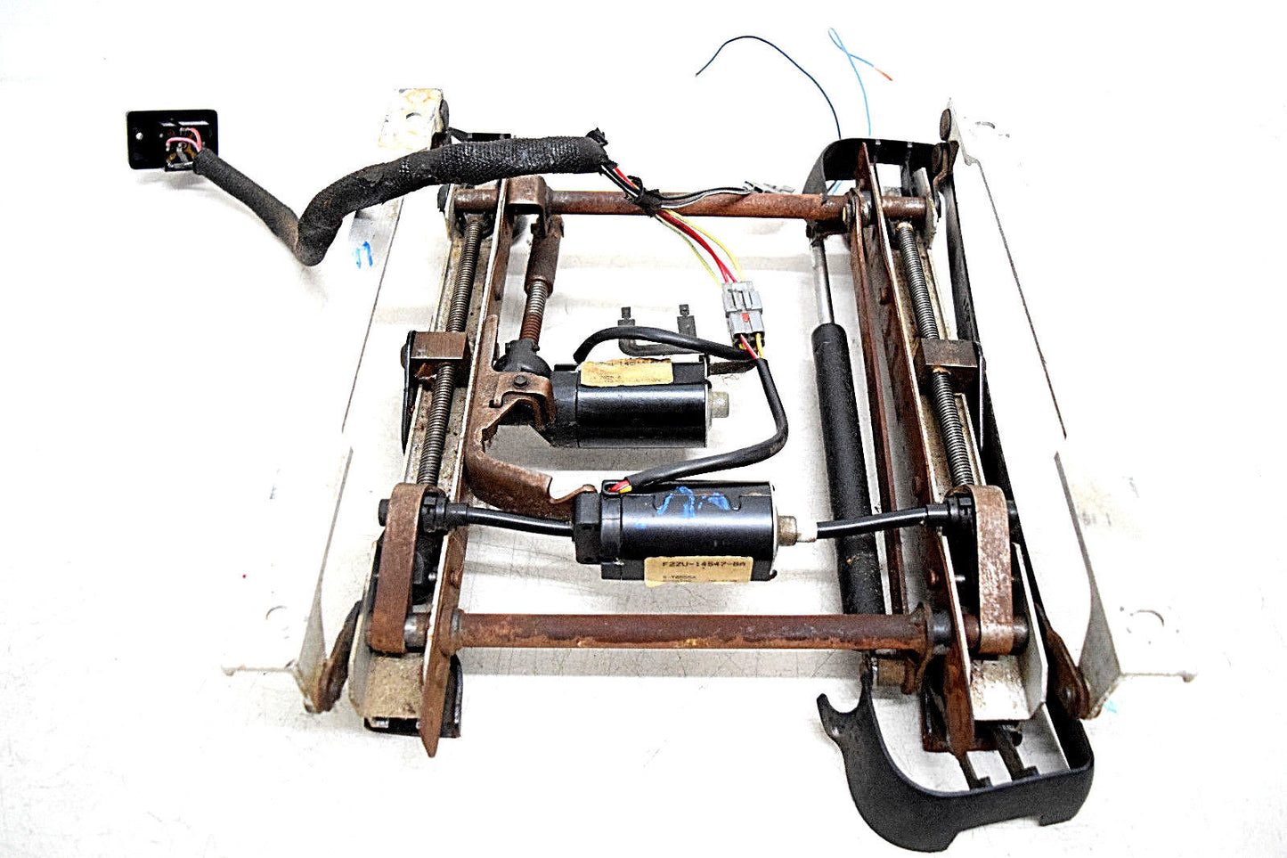 94 95 96 97 98 FORD MUSTANG LEFT DRIVER POWER SEAT TRACK OEM
