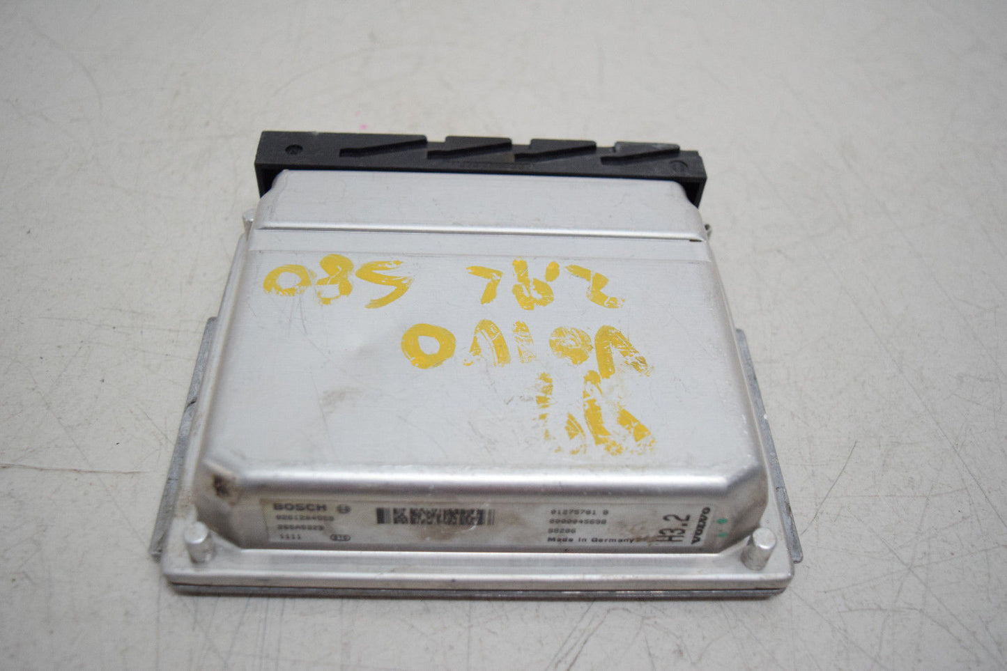 98 99 00 VOLVO S70 V70 C70 ECU ECM ENGINE COMPUTER 01275781 OEM