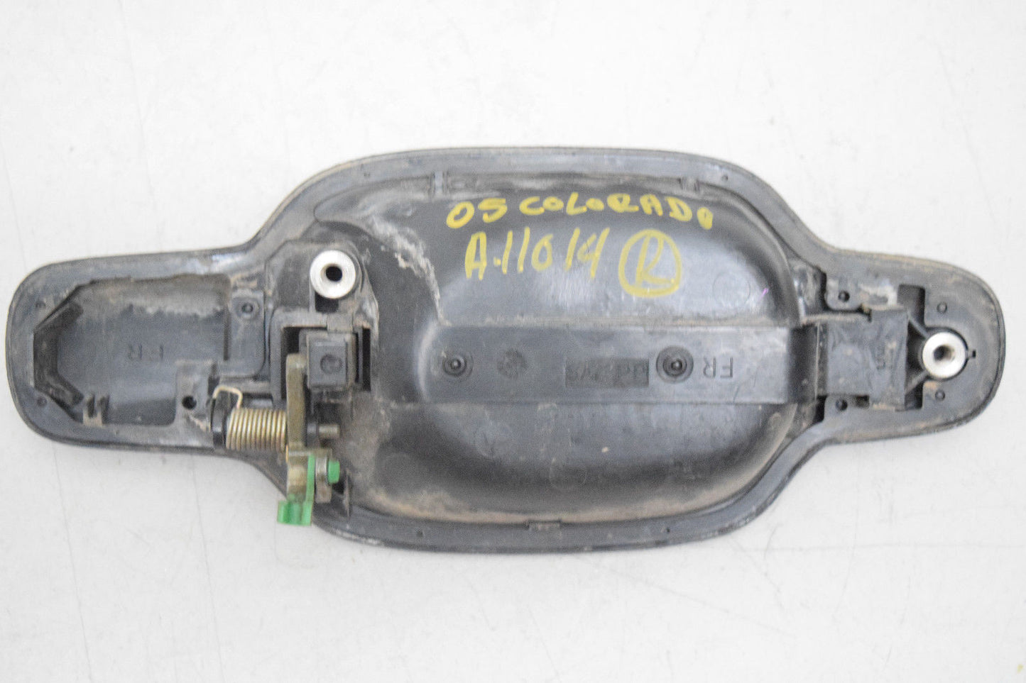 04 05 06 07 08 09 10 11 12 CHEVY COLORADO CANYON RIGHT PASSENGER DOOR HANDLE OEM