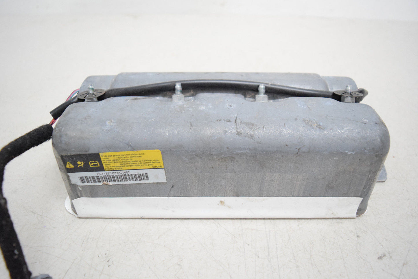 06 07 CHEVY MONTE CARLO RIGHT PASSENGER SIDE AIRBAG NO COVER