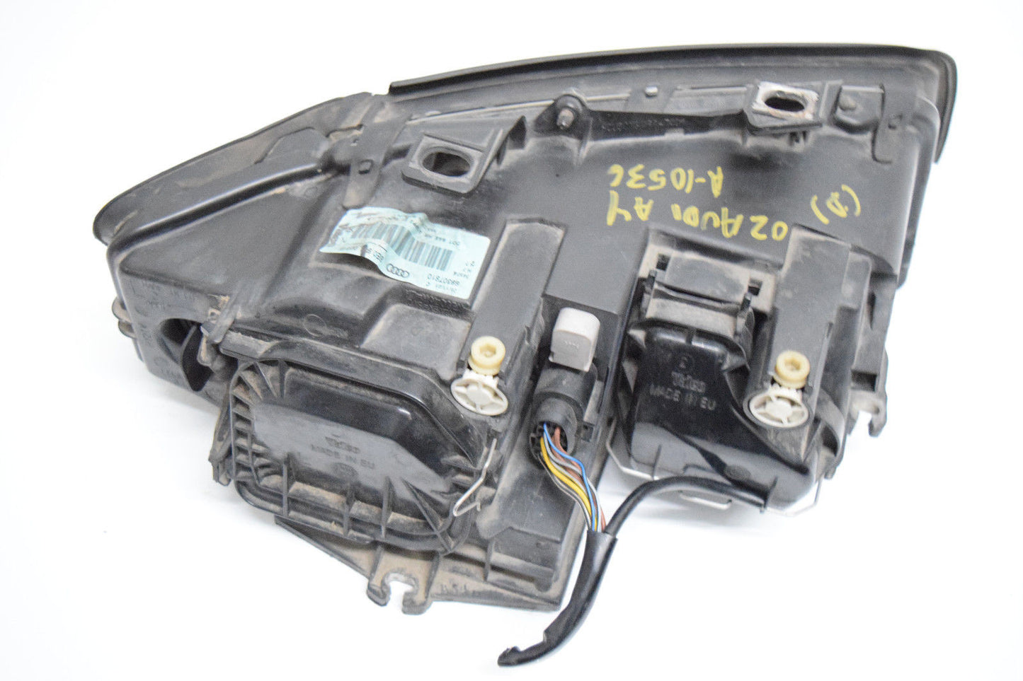 03 04 05 AUDI A4 LEFT DRIVER HEADLIGHT HEAD LIGHT