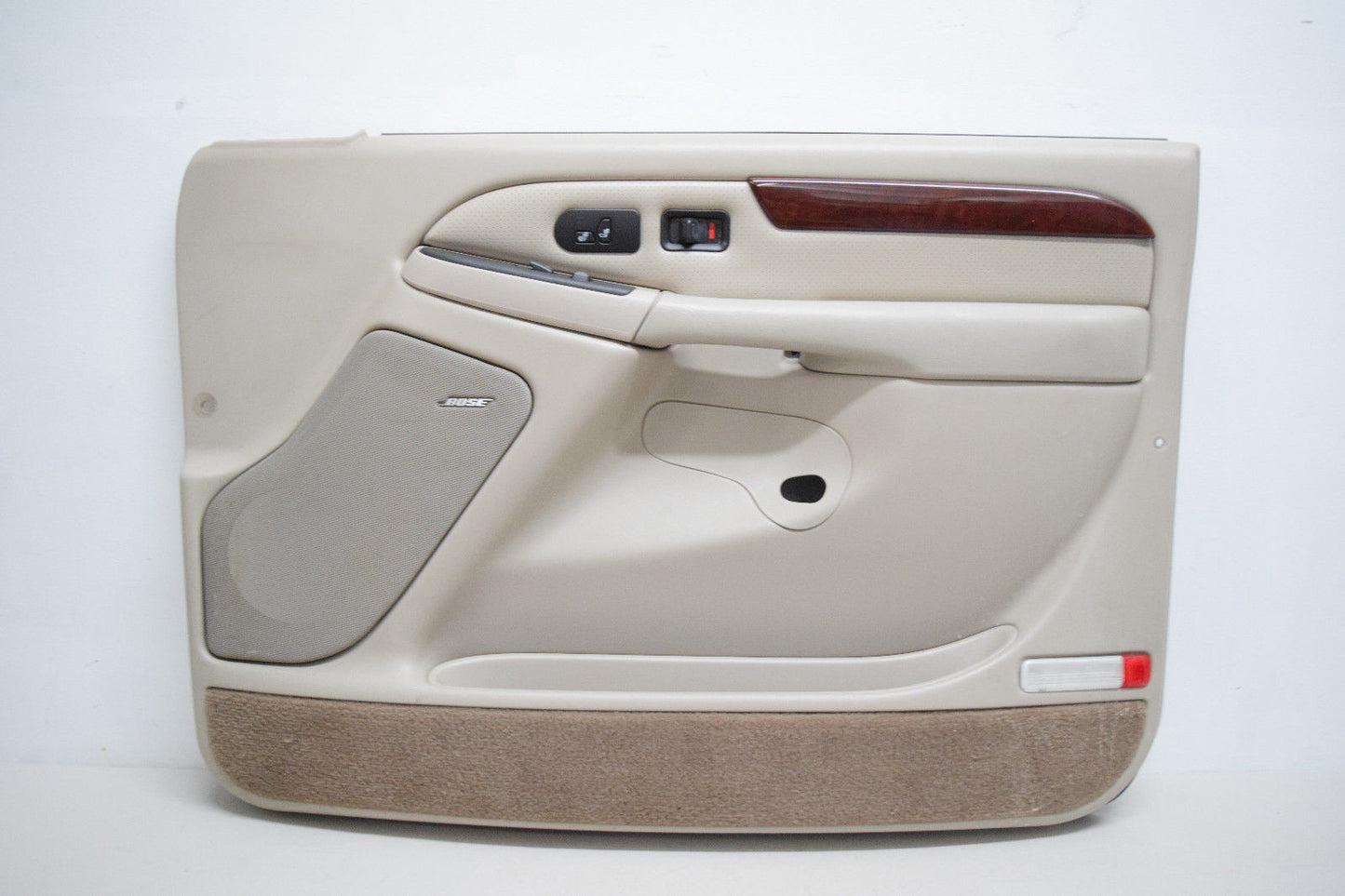 03 04 05 06 CADILLAC ESCALADE TAHOE YUKON DENALI RIGHT PASSENGER DOOR PANEL OEM