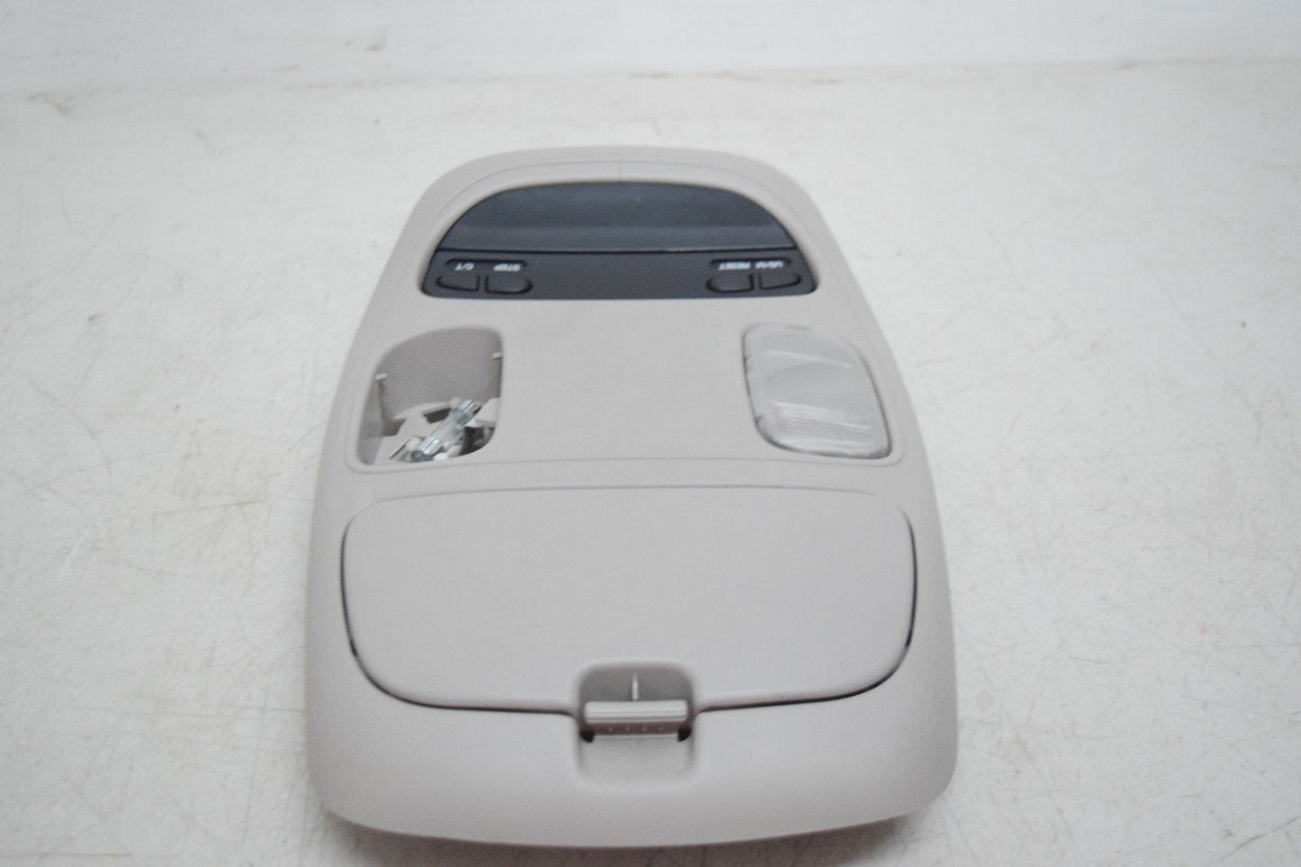 02 03 04 05 06 07 08 RAM 1500 OVERHEAD DOME LIGHT DISPLAY STORAGE OEM
