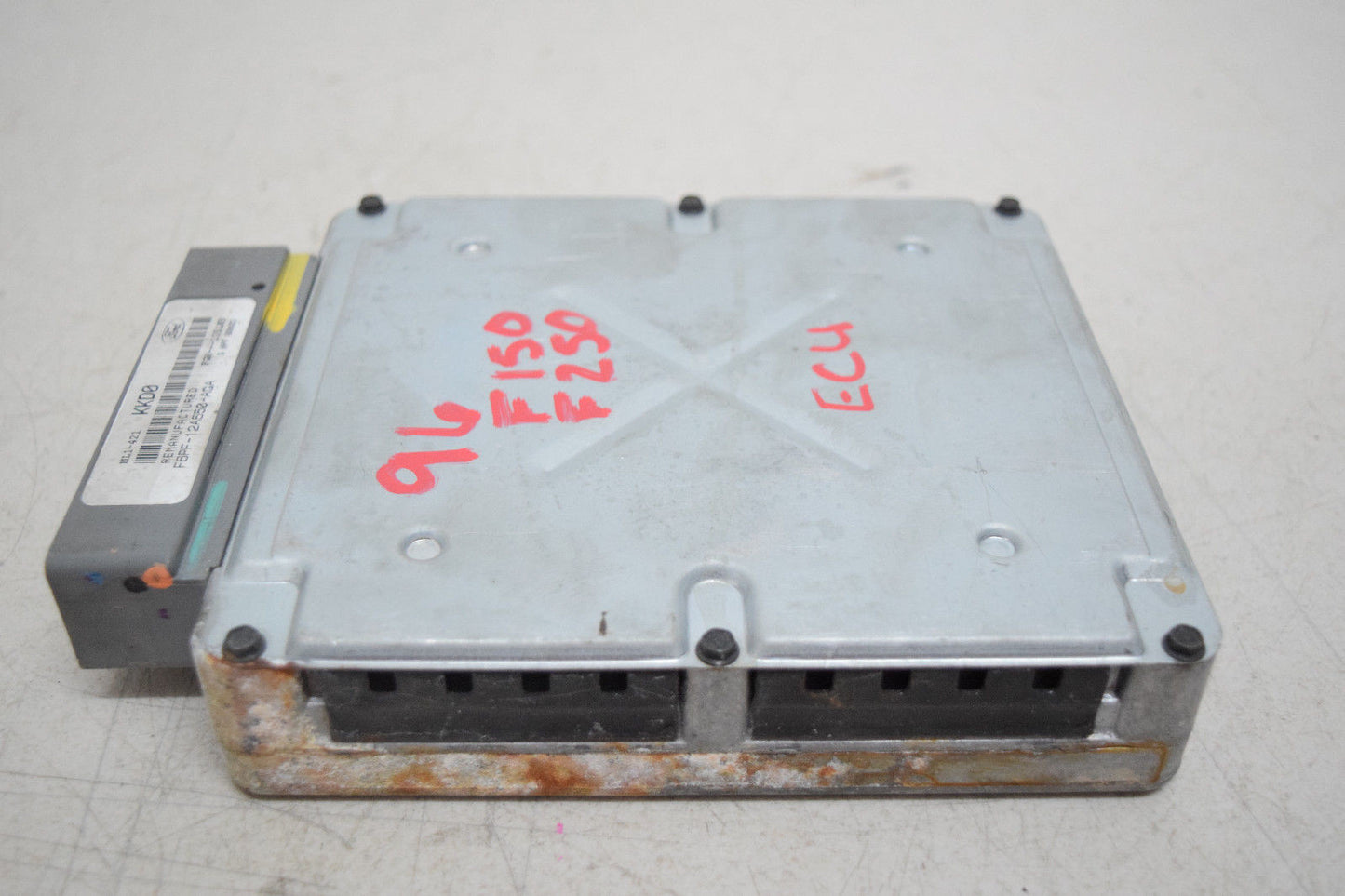 96 FORD F150 F250 ECU ECM ENGINE COMPUTER F6PF12A650AGA OEM