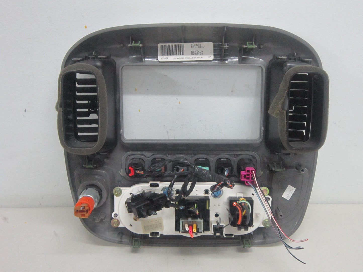 02 03 04 05 06 07 FORD ESCAPE 4X4 DASH BEZEL CLIMATE CONTROL