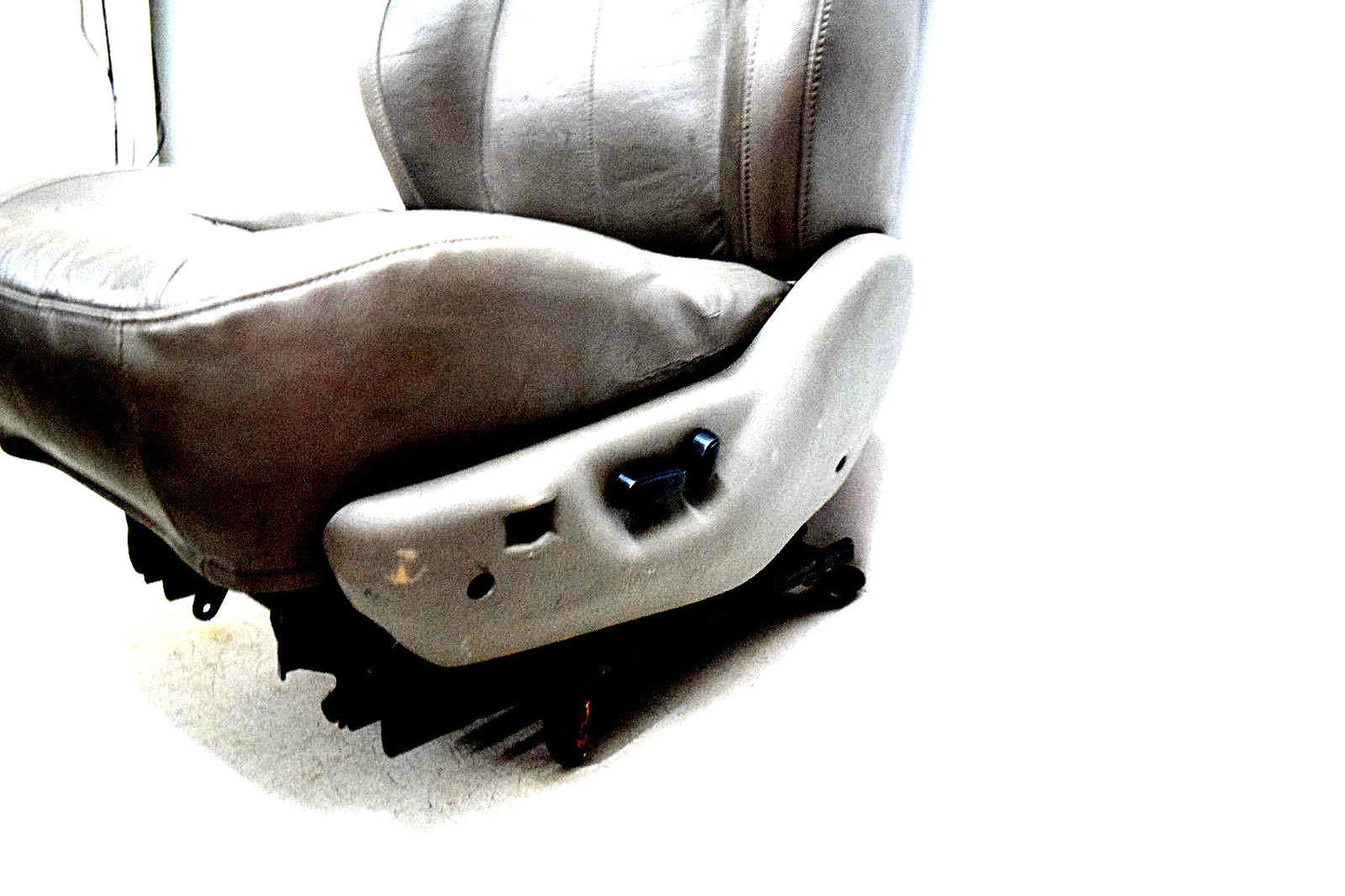 99 00 01 02 03 04 JEEP GRAND CHEROKEE LIMITED LEFT DRIVER POWER SEAT TAUPE