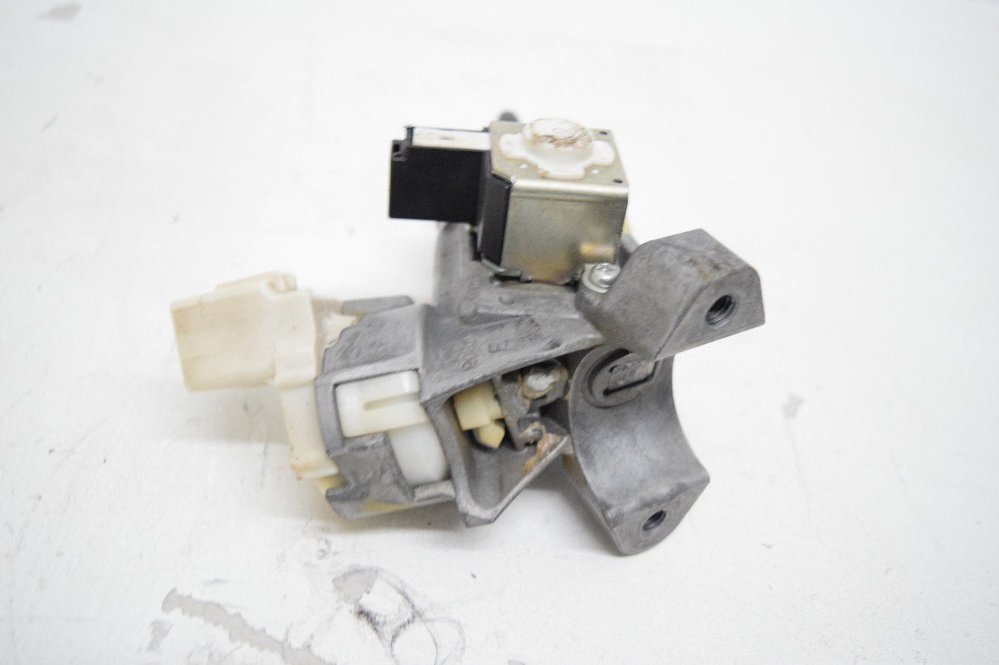 07 08 09 10 11 TOYOTA CAMRY IGNITION  SWITCH WITH KEY