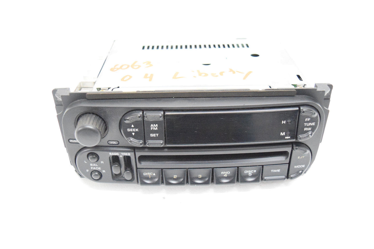 04 05 06 07 JEEP LIBERTY RADIO CD PLAYER
