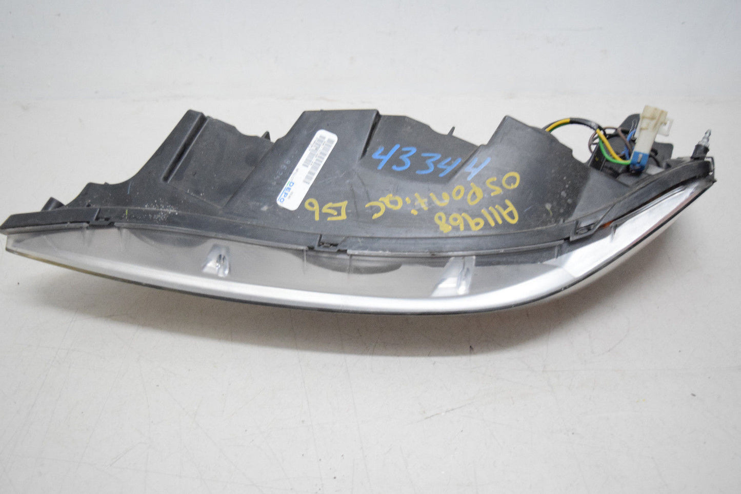 06 07 08 09 PONTIAC G6 RIGHT PASSENGER HEADLIGHT OEM