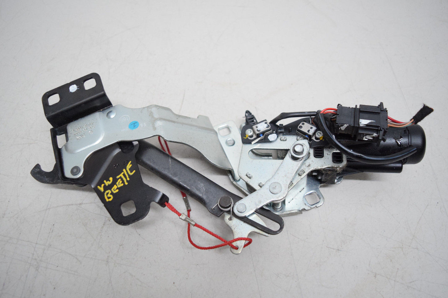 1999-2009 VW CONVERTIBLE SOFT TOP LATCH LIFT MOTOR RIGHT PASSENGER
