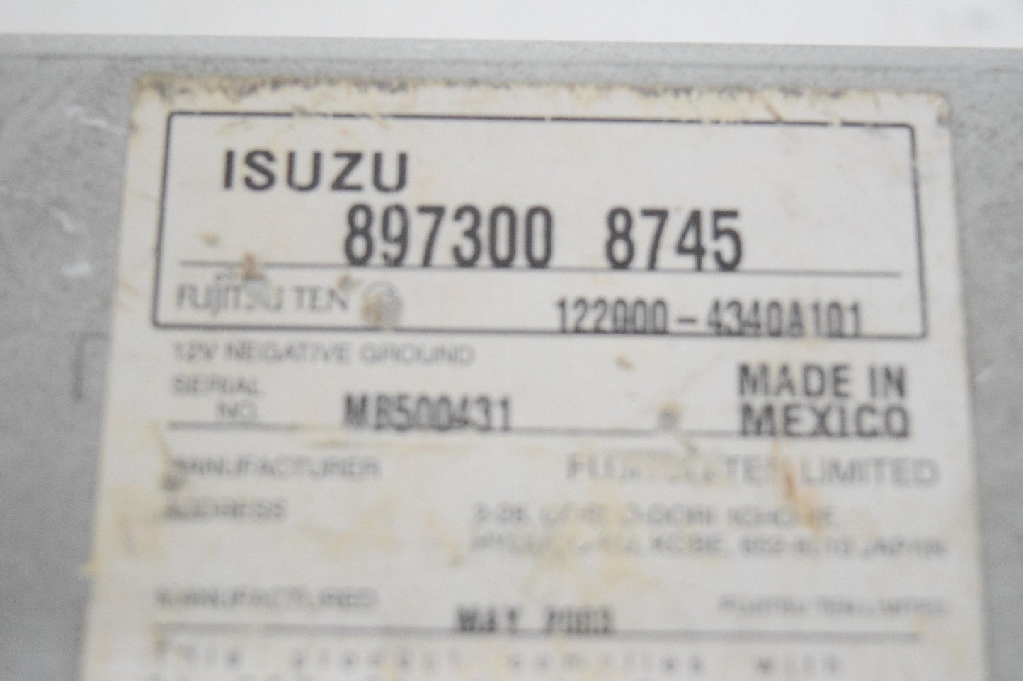 03 04 ISUZU RODEO RADIO CD PLAYER OEM