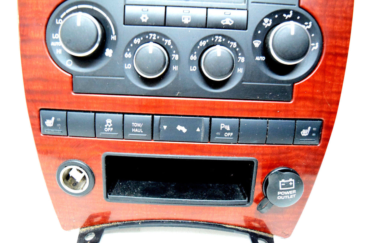 05 06 07 JEEP GRAND CHEROKEE DUEL CLIMATE CONTROL WOODGRAIN DASH BEZEL OEM