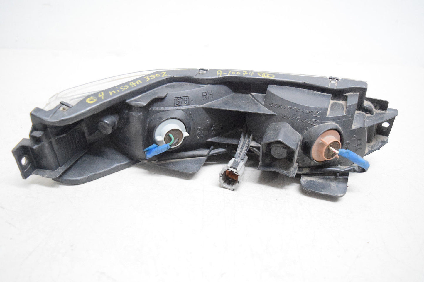 03 04 05 NISSAN 350Z RIGHT PASSENGER TURN SIGNAL CORNER LIGHT CRACKED