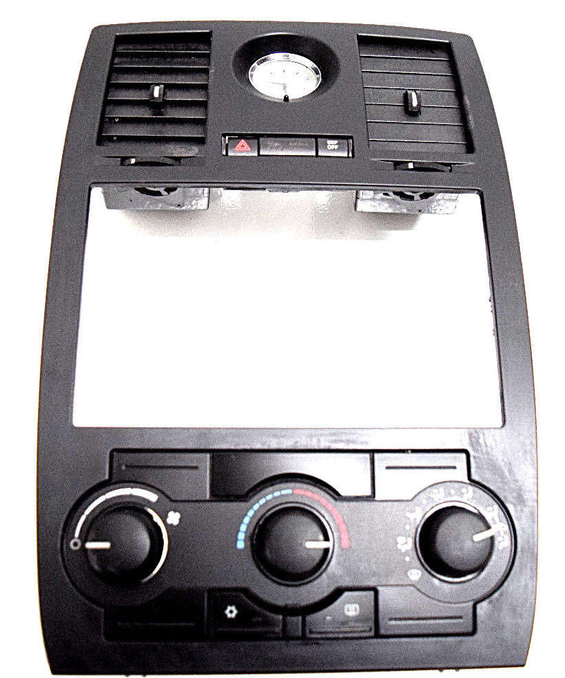 05 06 07 CHRYSLER 300 DOUBLE DIN DASH BEZEL BLACK