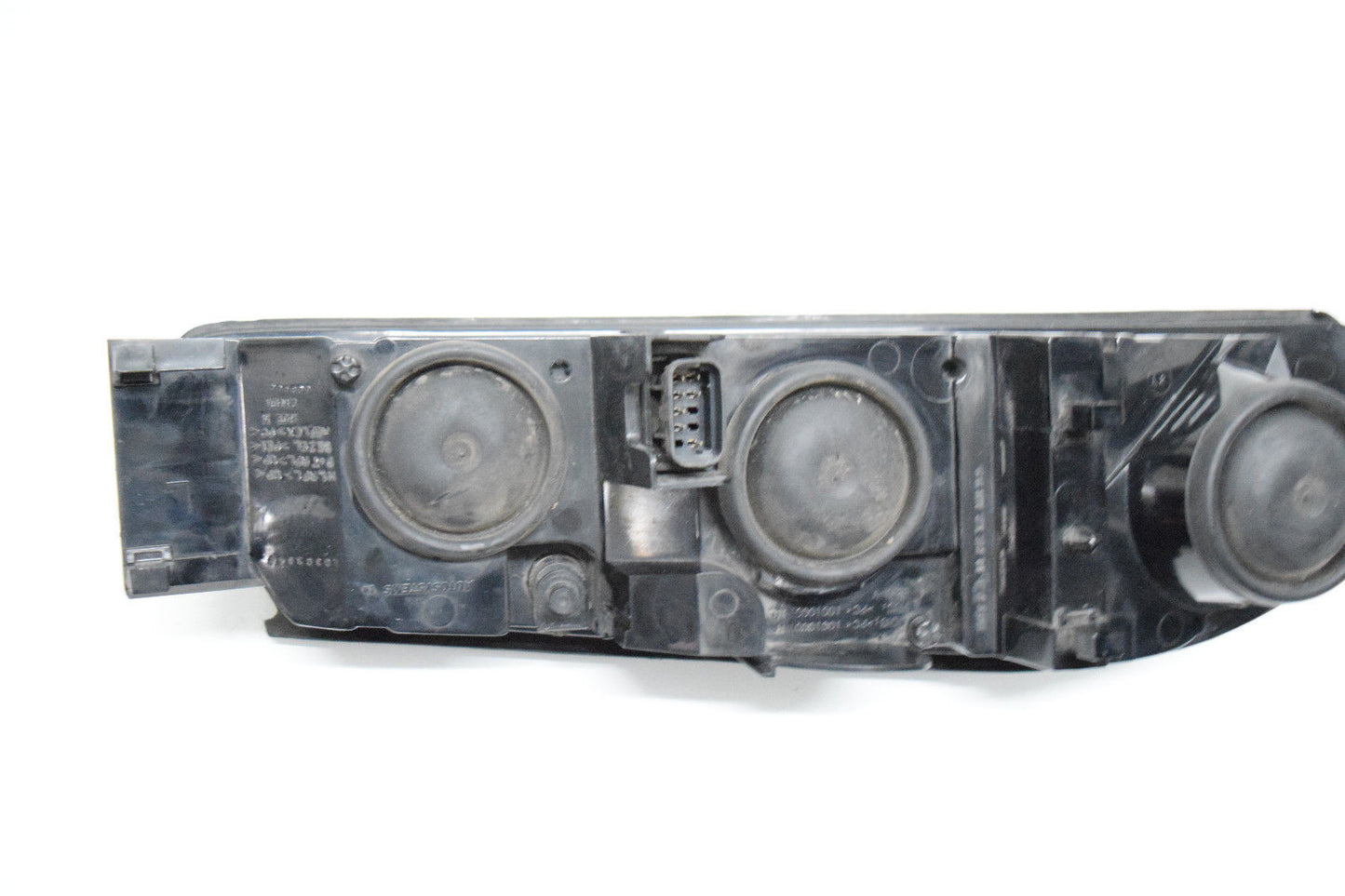 00 01 02 03 04 CHEVY IMPALA LEFT DRIVER HEADLIGHT HEAD LIGHT