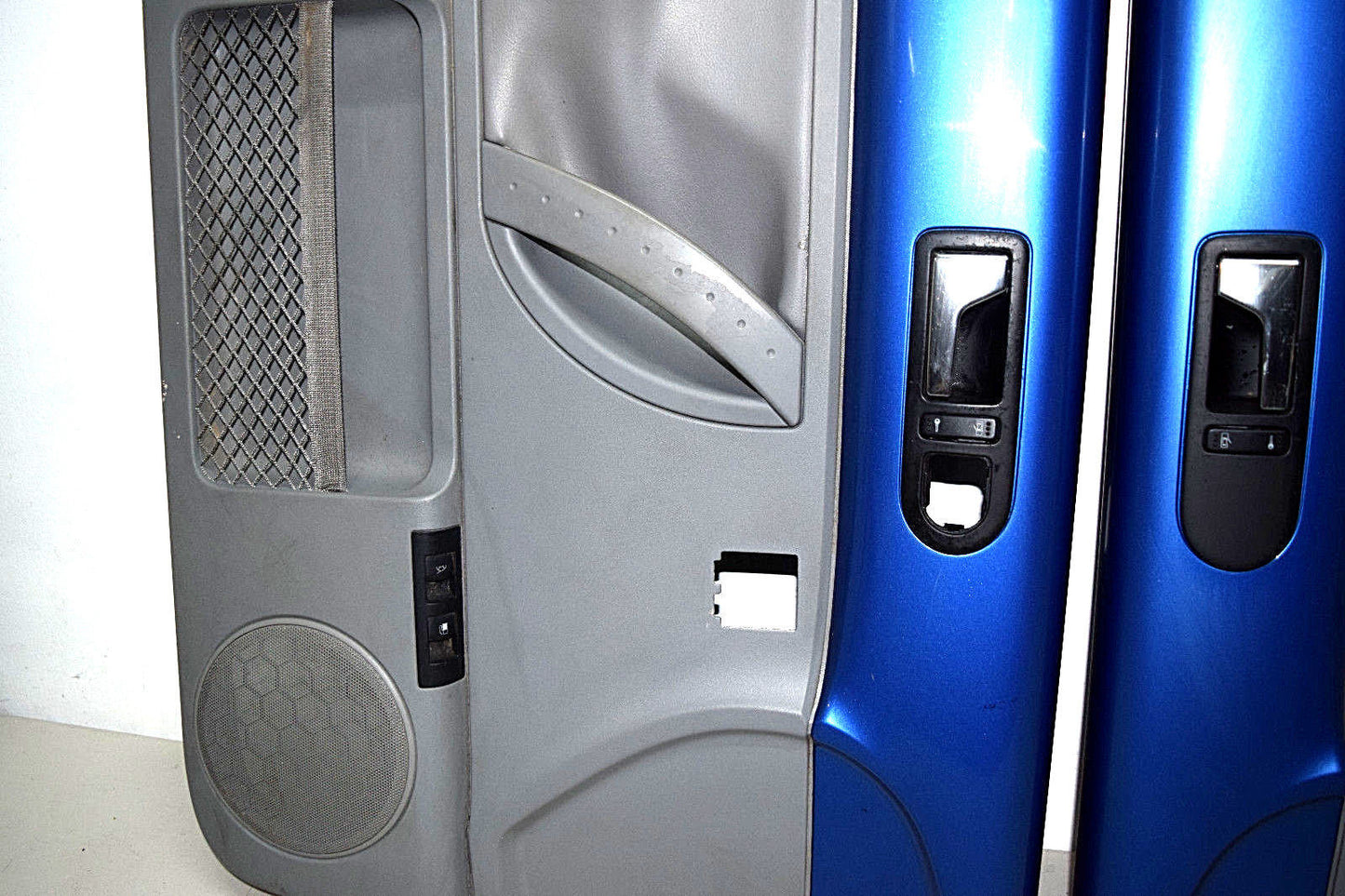 99 00 01 02 03 04 05 06 07 08 09 VW BEETLE DOOR PANEL PANELS  SET BLUE GRAY
