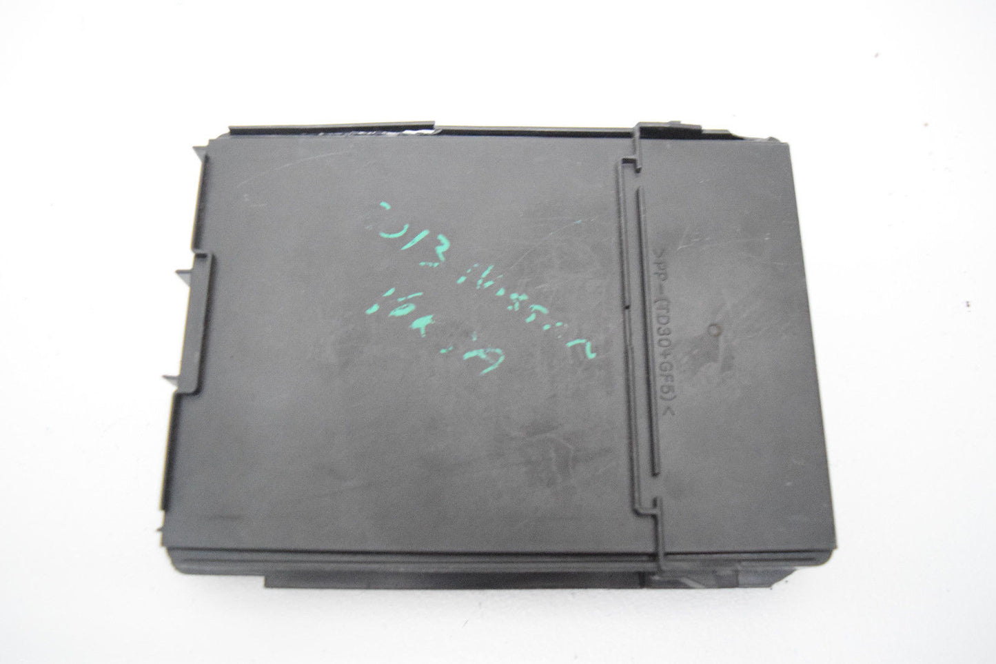 13 14 15 NISSAN VERSA FUSE RELAY MODULE 284B71HR0C OEM