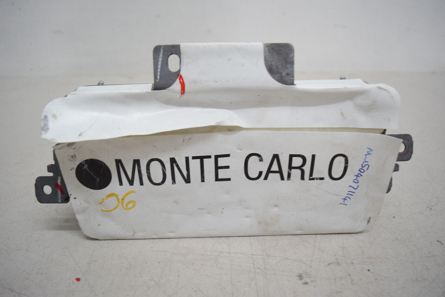 06 07 CHEVY MONTE CARLO RIGHT PASSENGER SIDE AIRBAG NO COVER