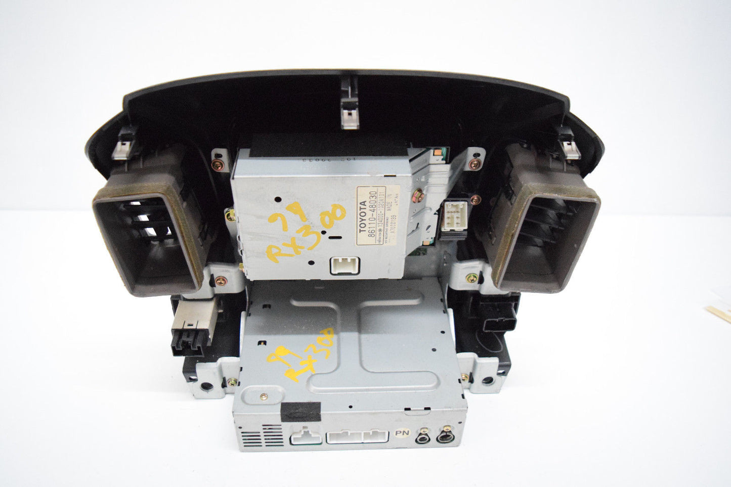 00 01 02 03 LEXUS RX300 RADIO NAVIGATION DISPLAY SCREEN OEM