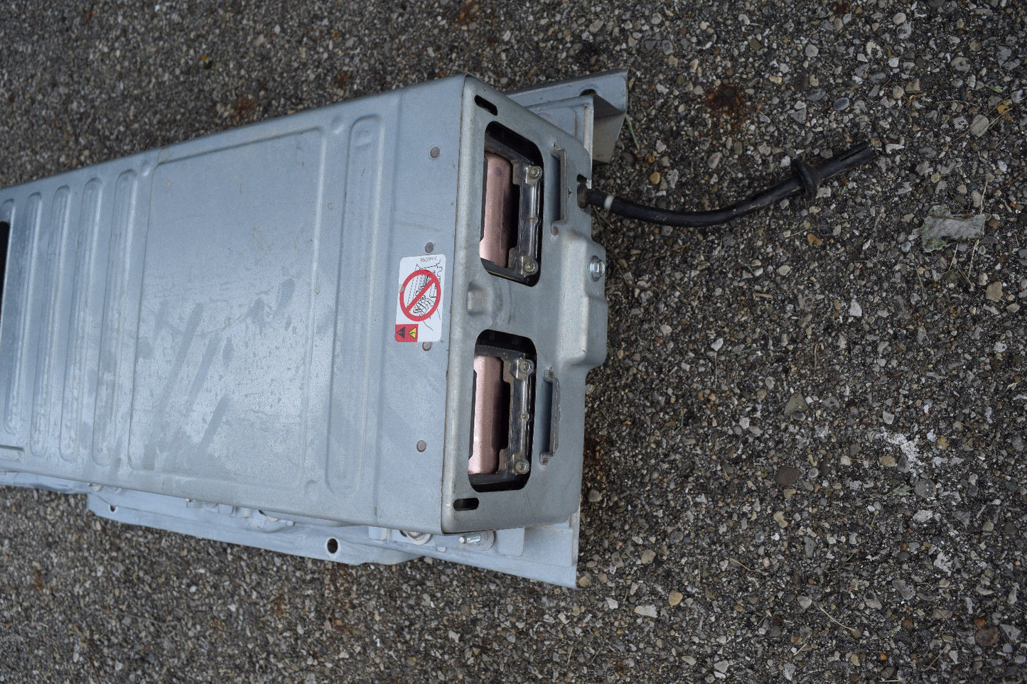 13 14 CHEVY MALIBU HYBRID BATTERY PACK OEM