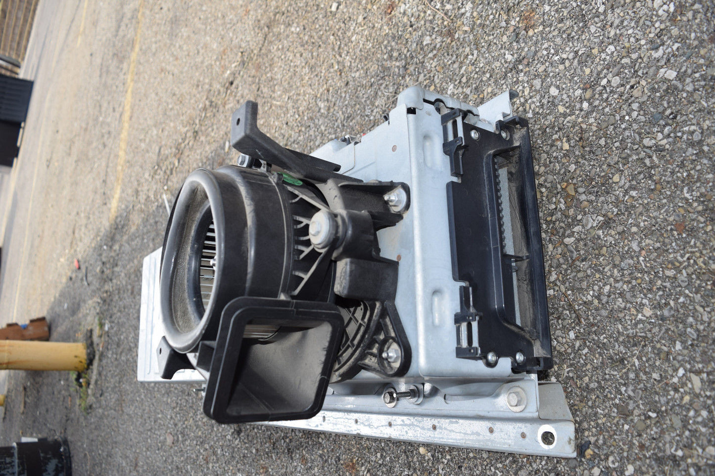 13 14 CHEVY MALIBU HYBRID BATTERY PACK OEM