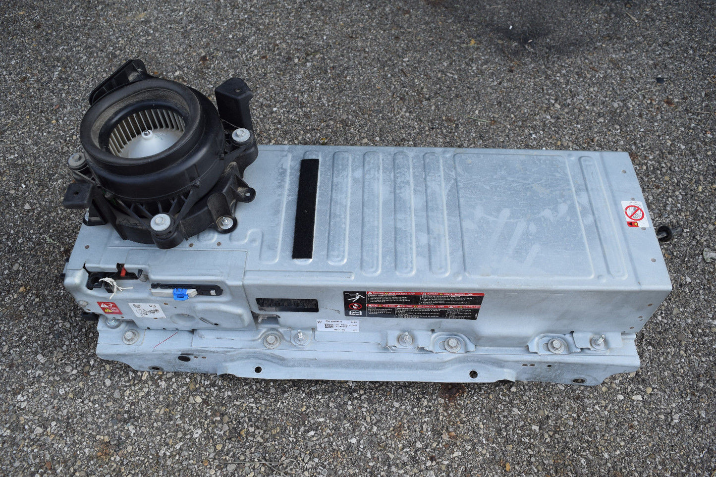 13 14 CHEVY MALIBU HYBRID BATTERY PACK OEM
